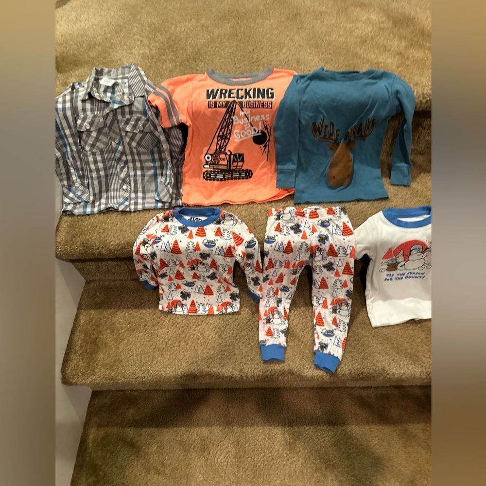 Bundle of Toddler Boy Mixed Style Clothes Size 18 M